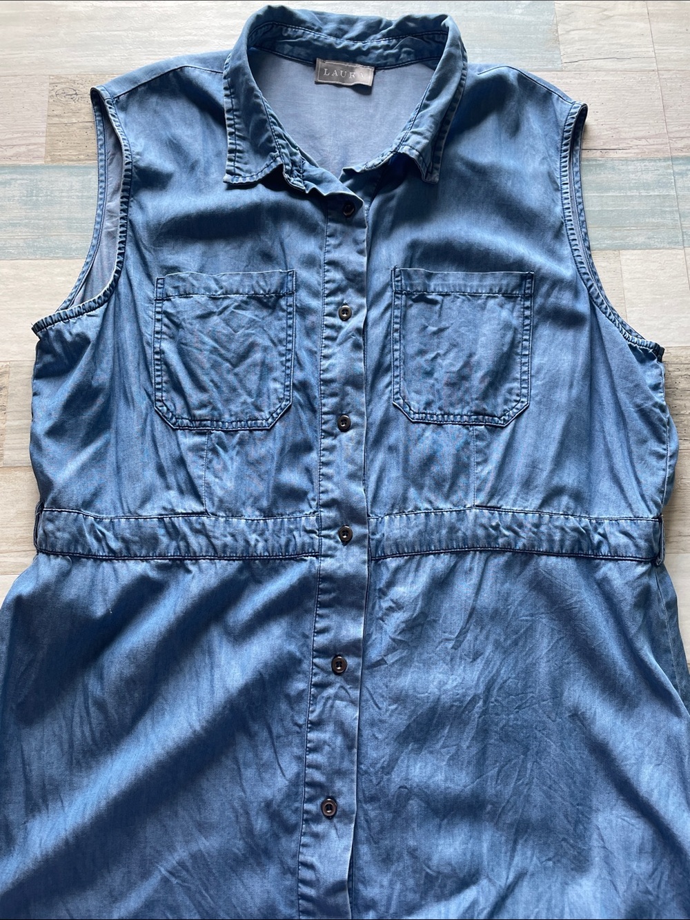 Laura Sleeveless Chambray Mini Dress in Blue